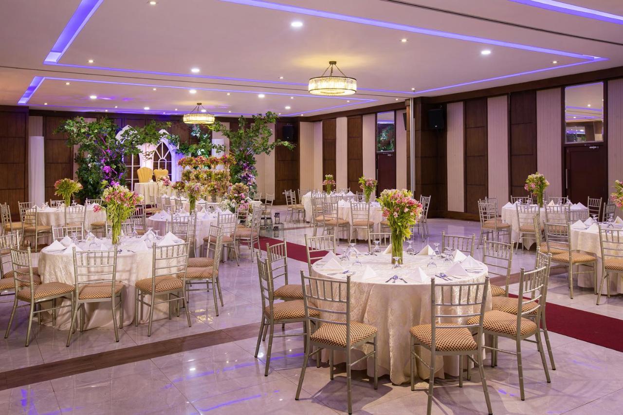 Golden Prince Hotel & Suites Себу Экстерьер фото